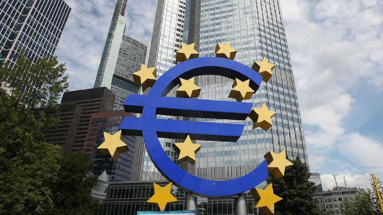 L'inflation dans la zone euro diminue à 2,6% en février